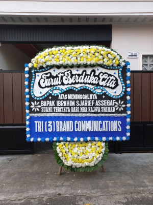 Papan Bunga Duka di Pasar Merah Timur